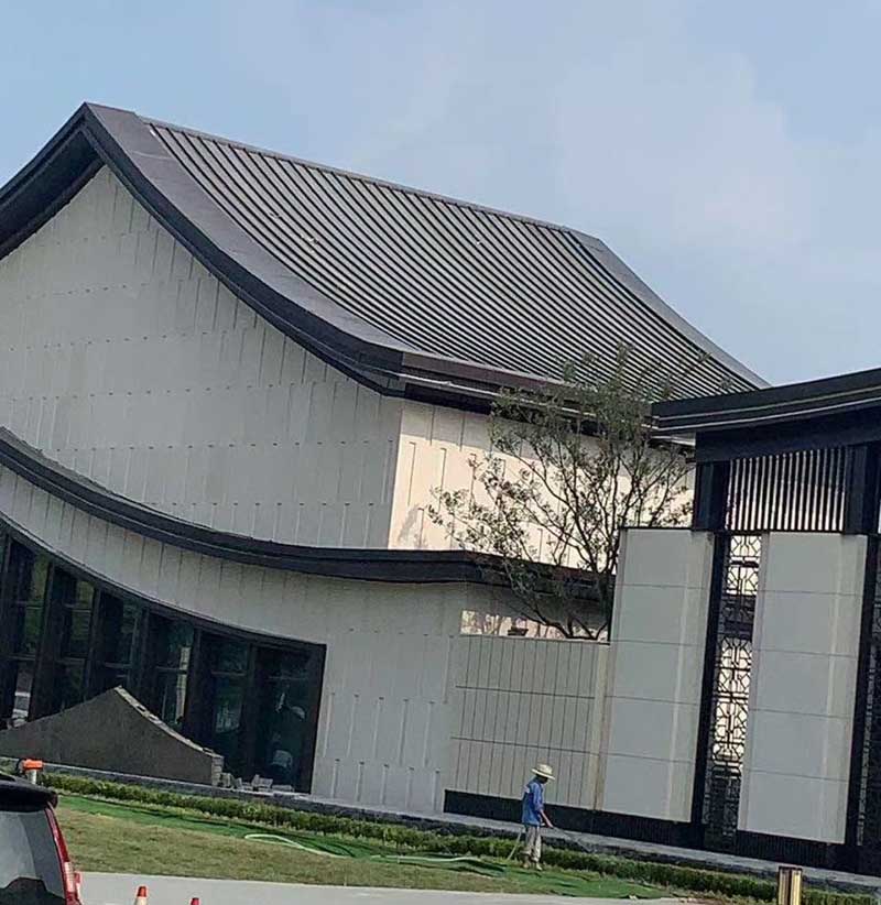 红河金属屋面板的常见类型有哪些？